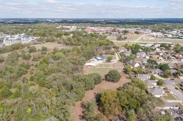 $1,289,000 | 5094 East McKinney Street, Denton, TX 76208