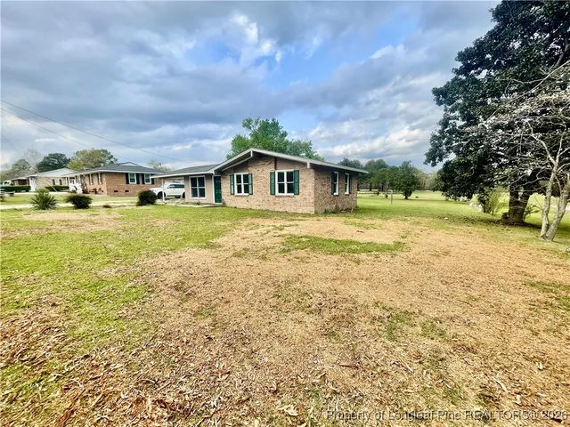 $1,400 | 1374 McLean Chapel Church Road, Bunnlevel, NC 28323