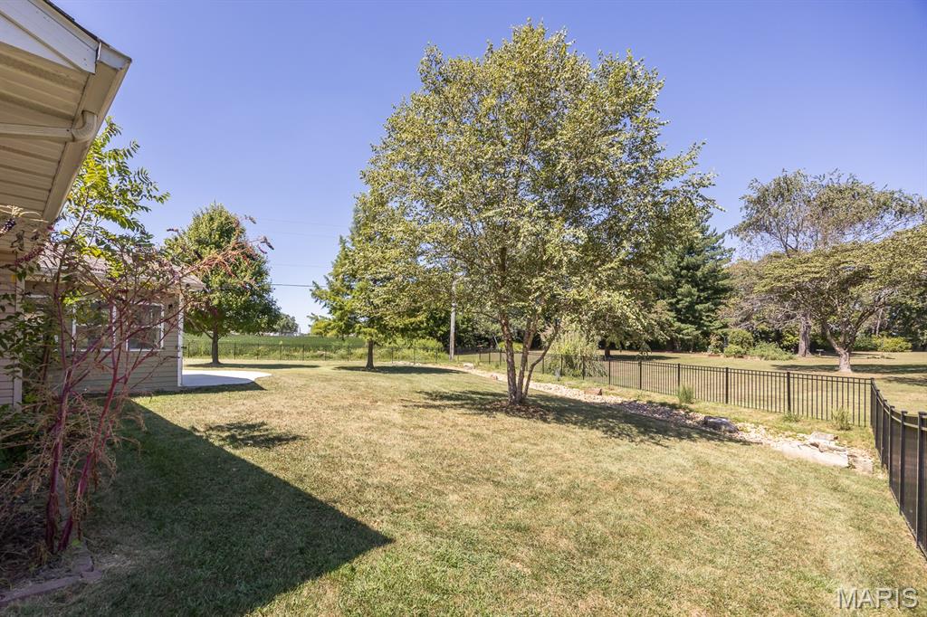 233 Wheat Ridge Lane Millstadt, IL 62260 - Photo 30 of 31 Gallery Image 30