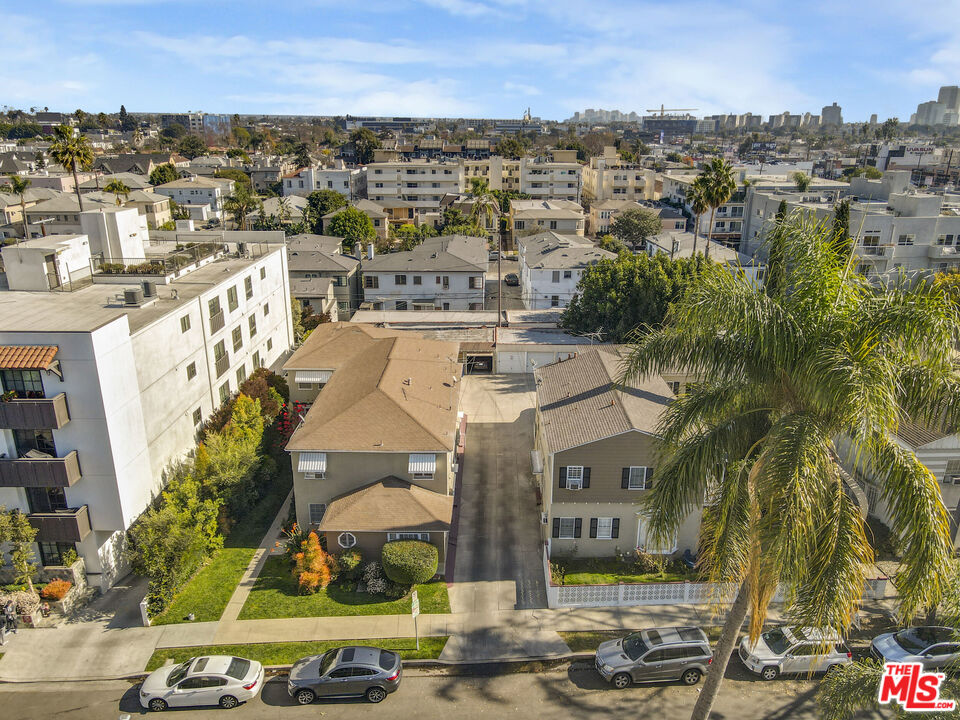 116 South Kings Road Los Angeles, CA 90048 - Photo 5 of 12