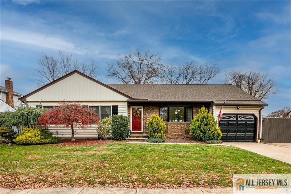 146 Howard Avenue Edison, NJ 08837 - Photo 1 of 36