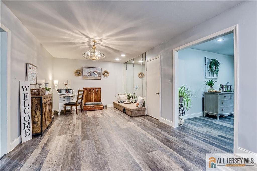 146 Howard Avenue Edison, NJ 08837 - Photo 14 of 36