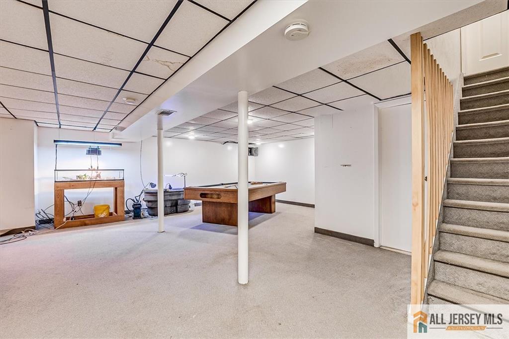 146 Howard Avenue Edison, NJ 08837 - Photo 27 of 36