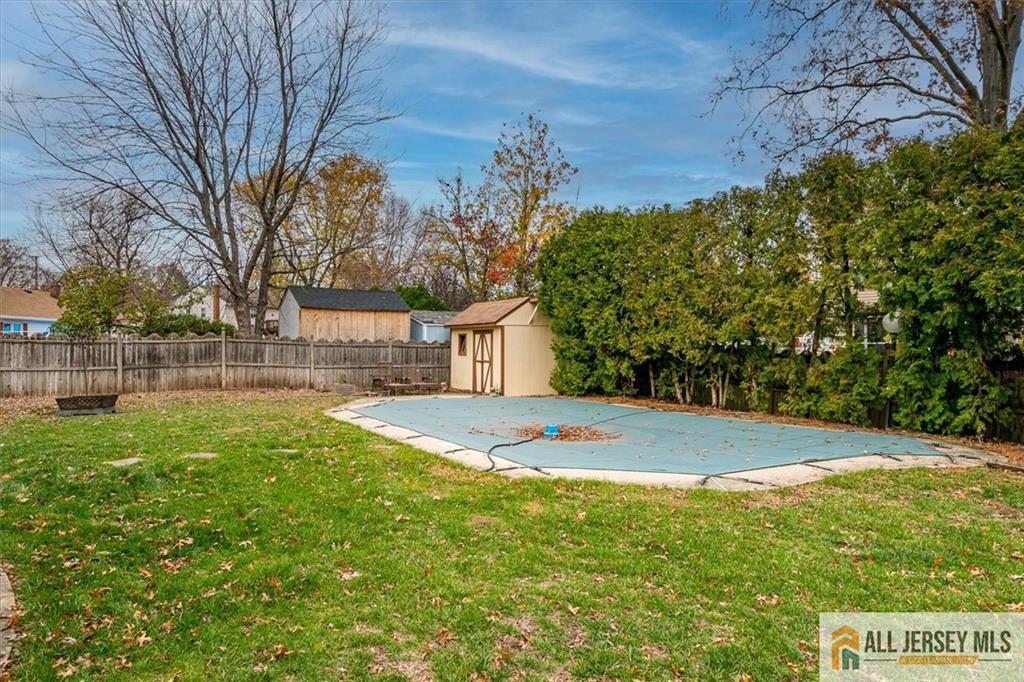 146 Howard Avenue Edison, NJ 08837 - Photo 33 of 36