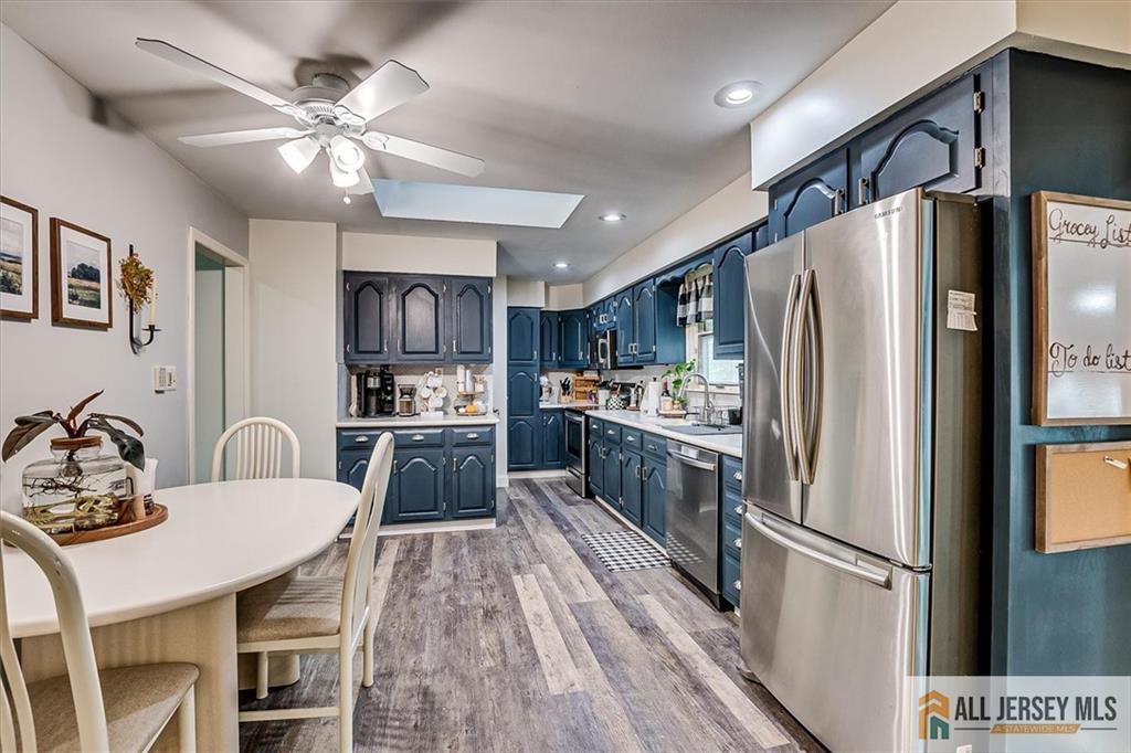 146 Howard Avenue Edison, NJ 08837 - Photo 10 of 36