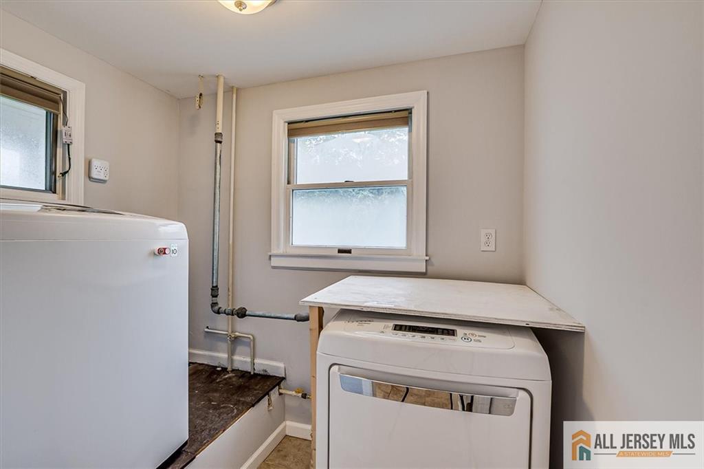 16 Barlow Road Edison, NJ 08817 - Photo 21 of 33