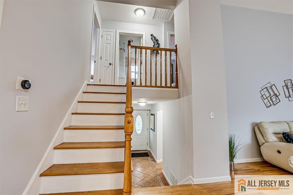 16 Barlow Road Edison, NJ 08817 - Photo 22 of 33