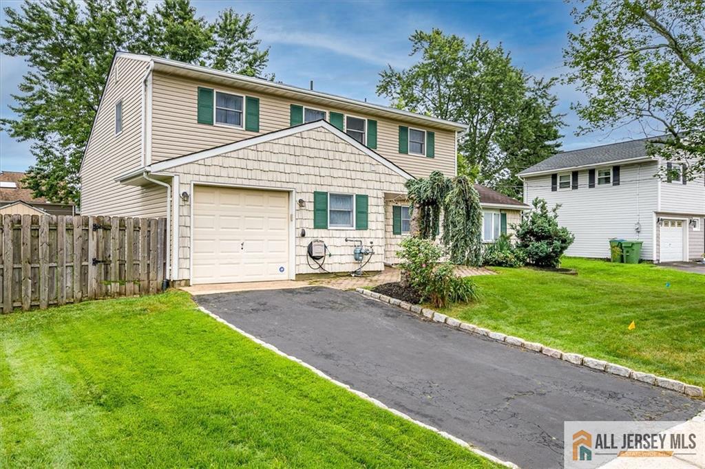 16 Barlow Road Edison, NJ 08817 - Photo 3 of 33