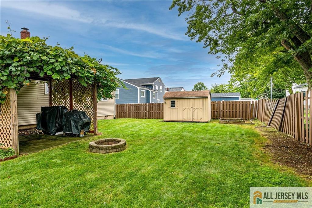 16 Barlow Road Edison, NJ 08817 - Photo 31 of 33