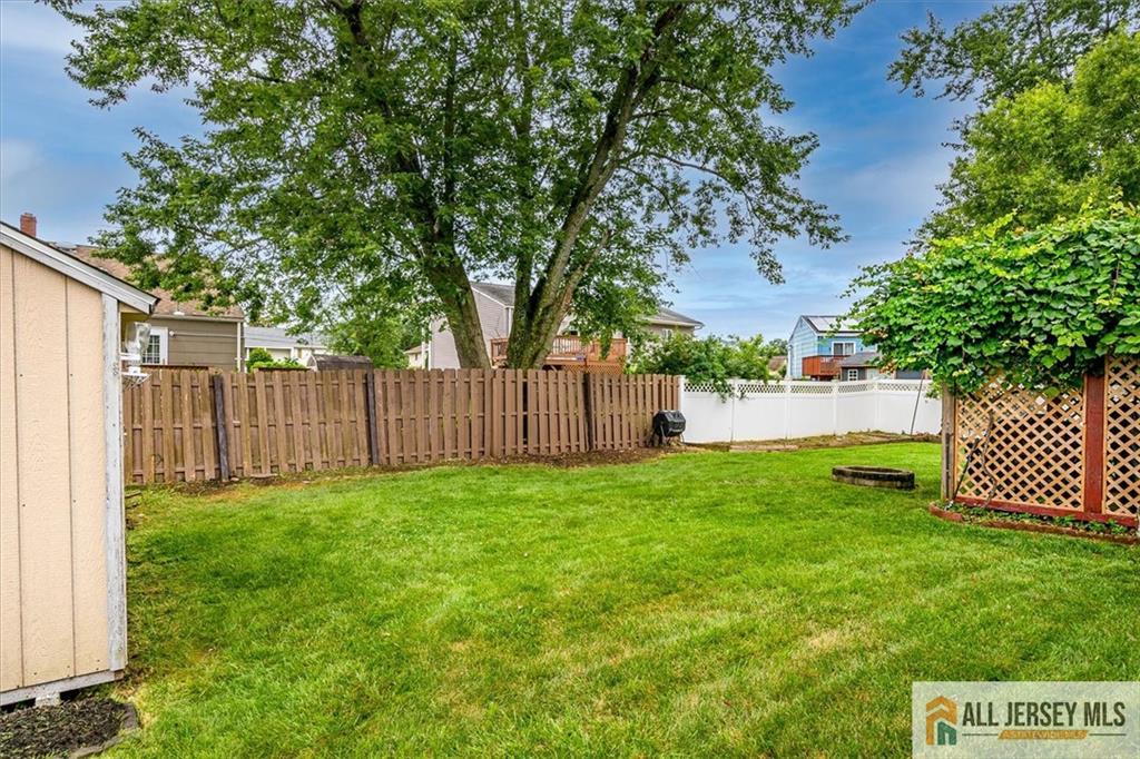 16 Barlow Road Edison, NJ 08817 - Photo 32 of 33