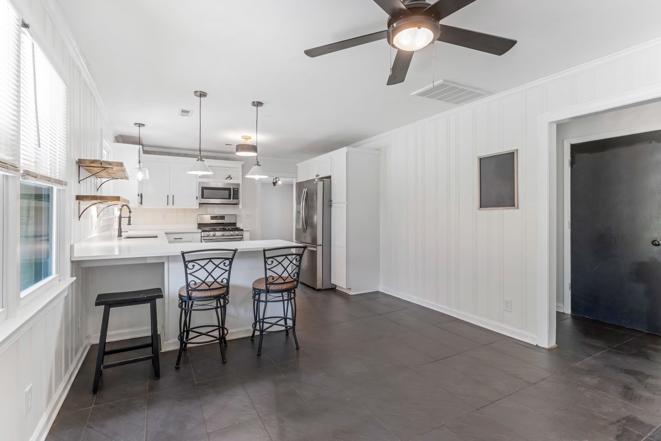 102 American Legion Road Greer, SC 29651 - Photo 5 of 46 Gallery Image 5