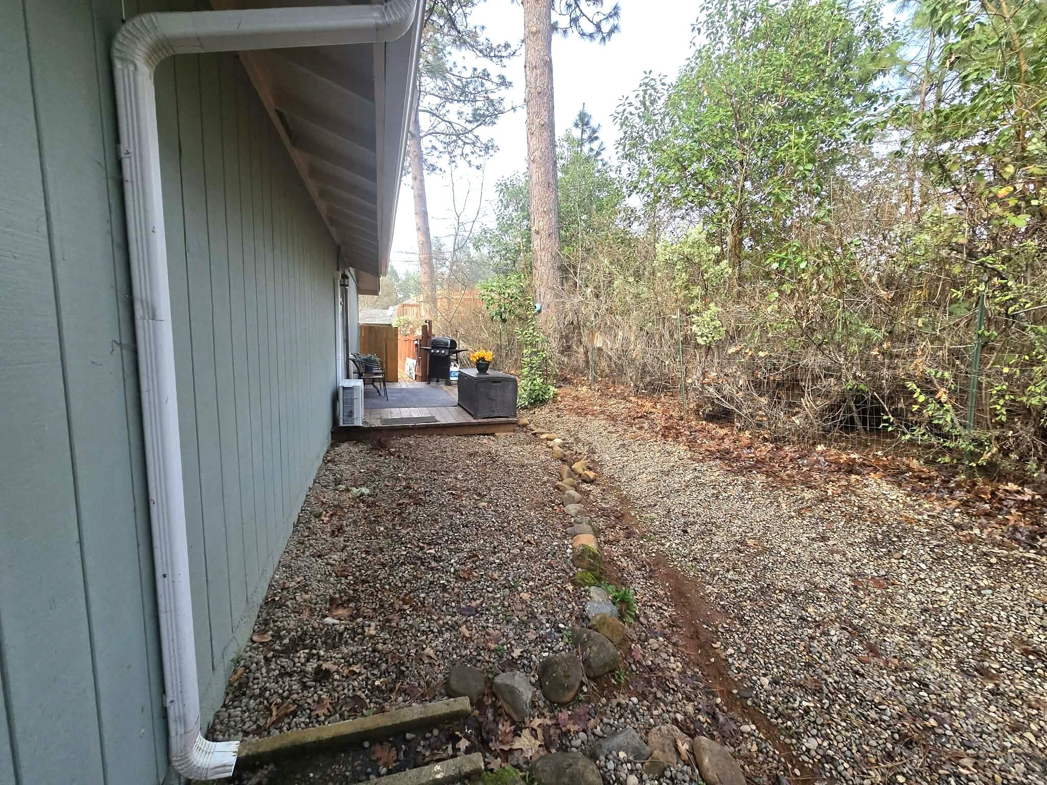 243 Shadowbrook Drive Cave Junction, OR 97523 - Photo 21 of 25 243 9