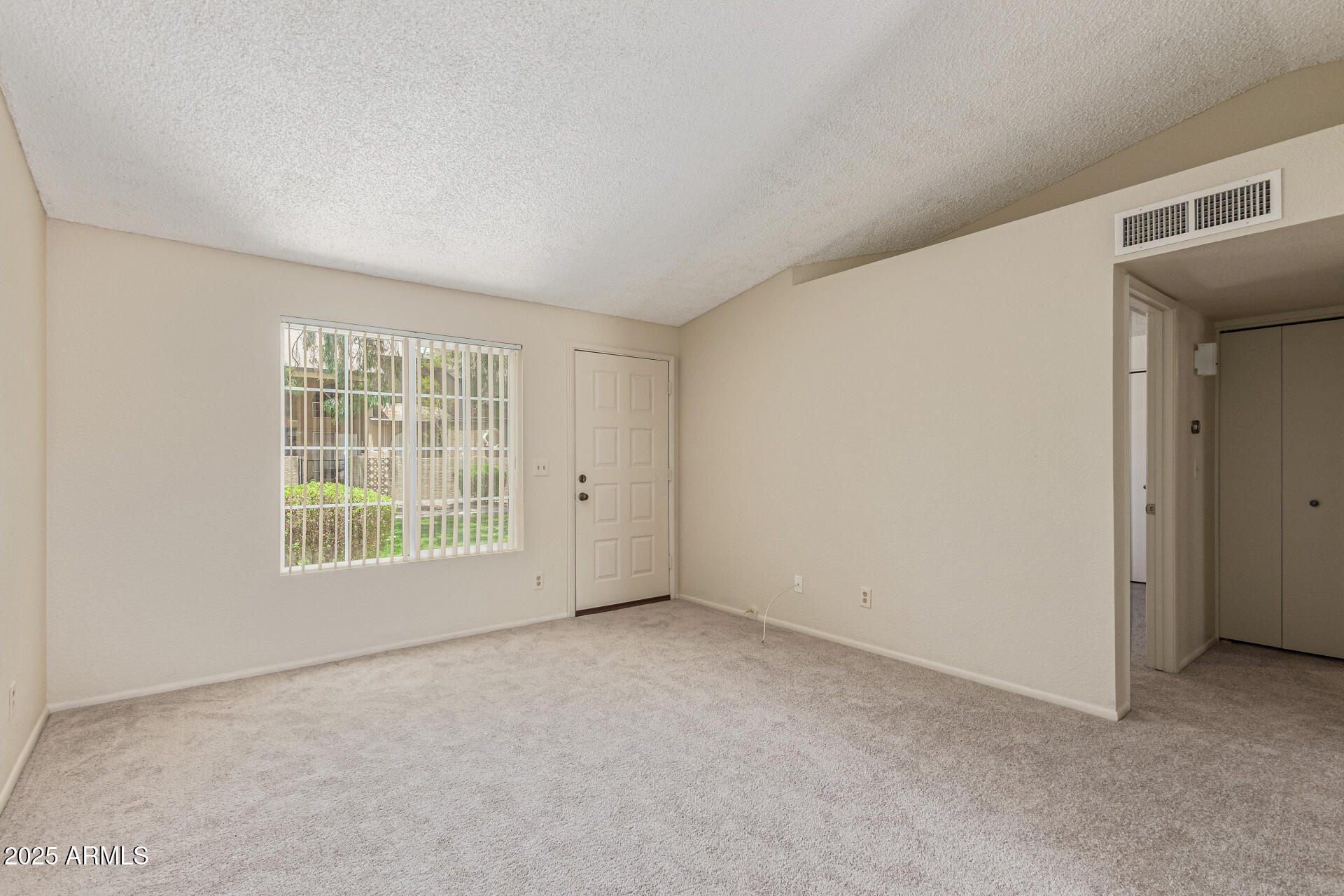 6711 West Osborn Road, Unit 82 Phoenix, AZ 85033 - Photo 10 of 28 09-Osborn
