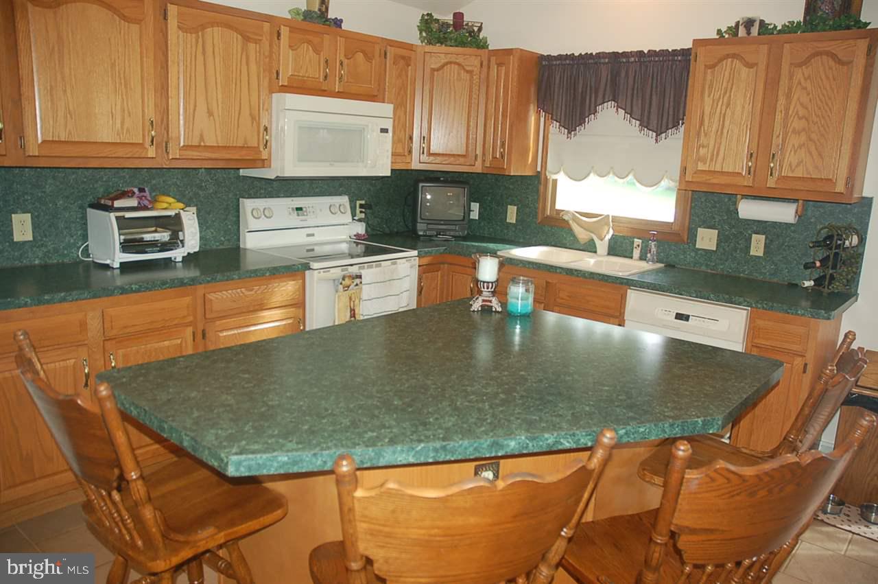 4864 Bentz Road Spring Grove, PA 17362 - Photo 16 of 31