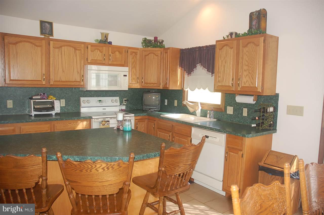 4864 Bentz Road Spring Grove, PA 17362 - Photo 18 of 31