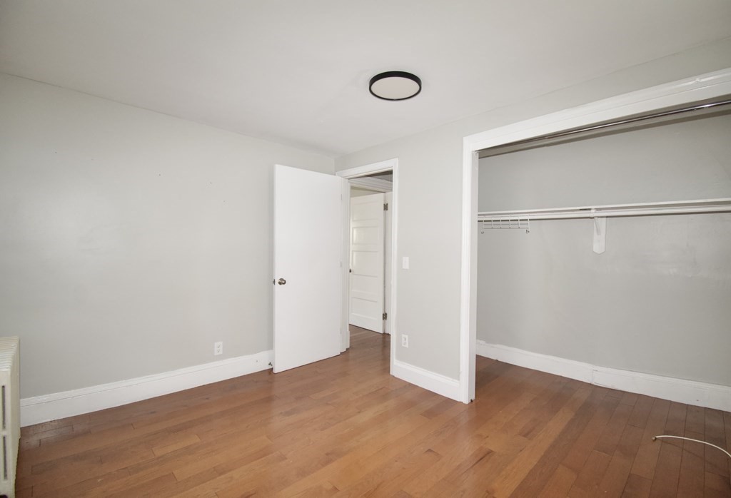 19 Agnes Street Springfield, MA 01118 - Photo 21 of 34 a view of an empty room