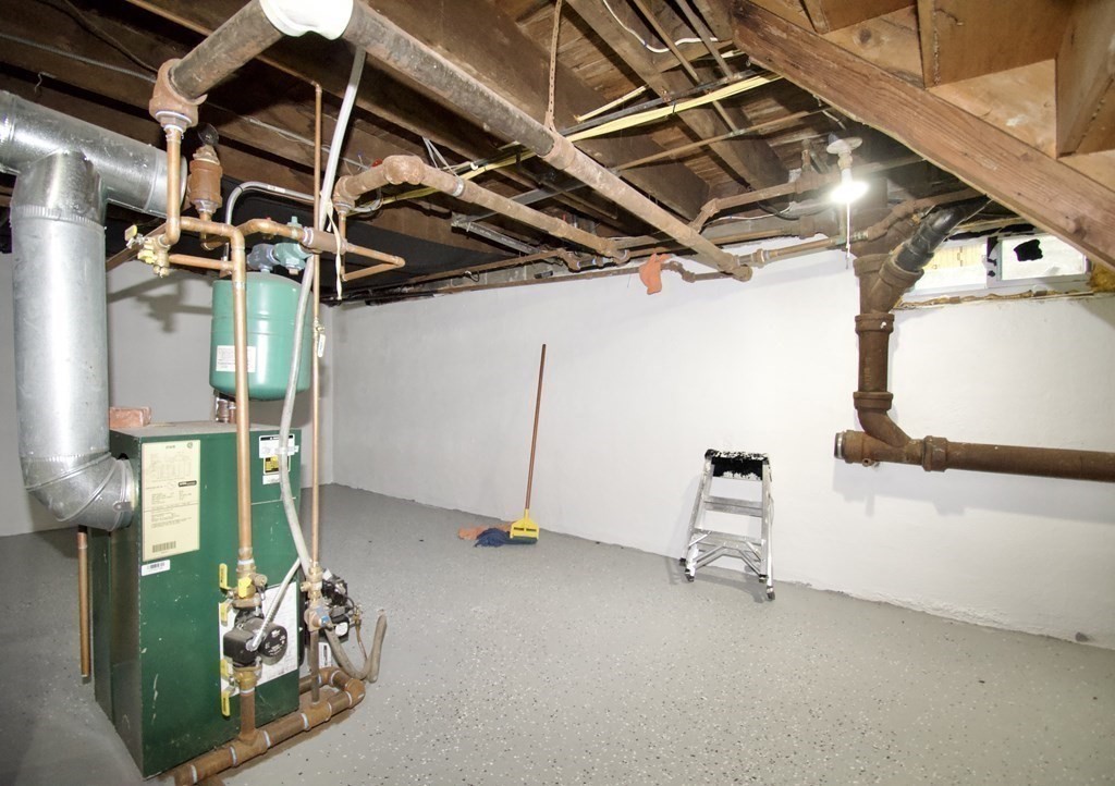 19 Agnes Street Springfield, MA 01118 - Photo 29 of 34 a view of a room with gym equipment