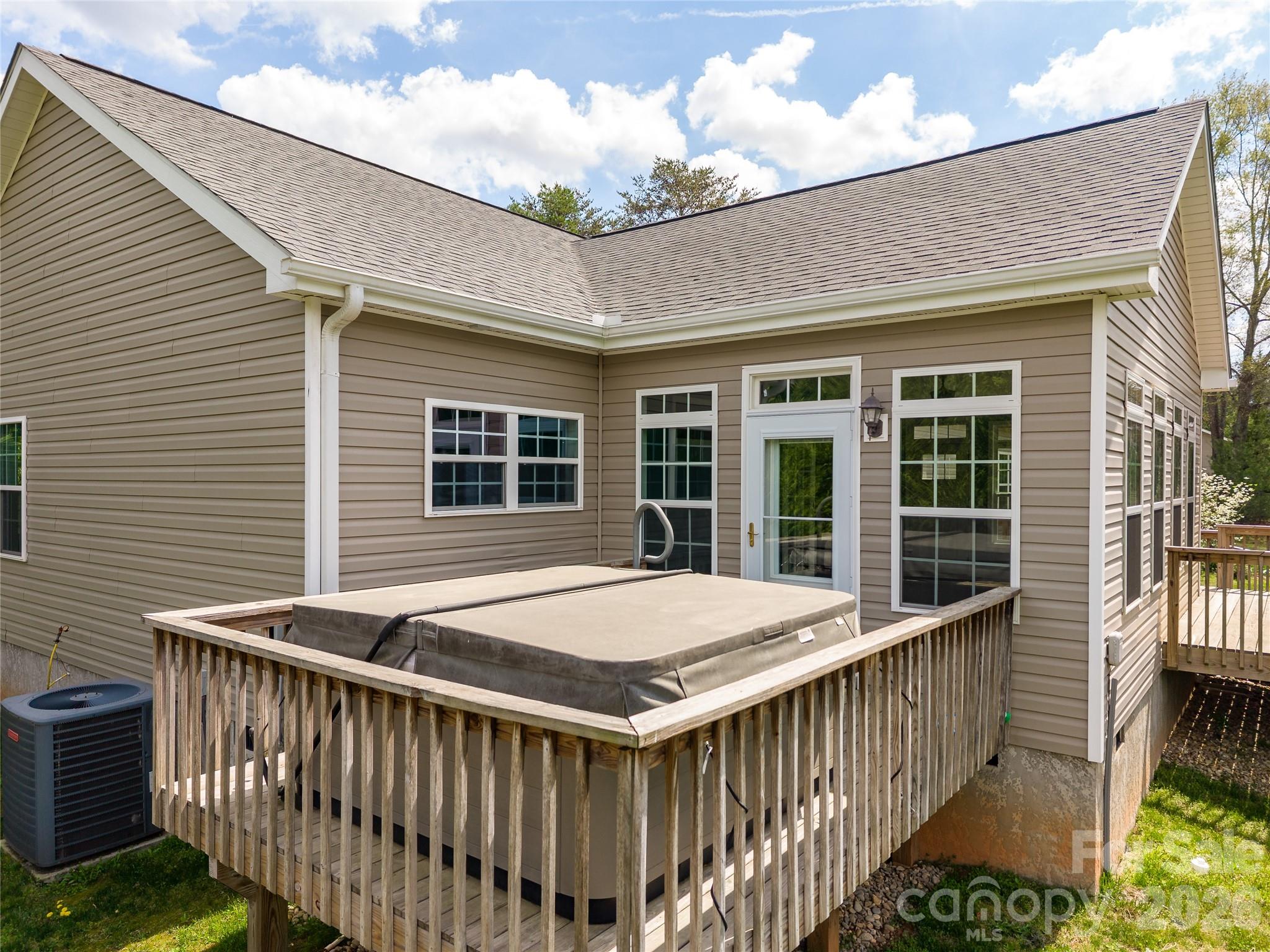 2500 South Blackstock Road Landrum, SC 29356 - Photo 8 of 48