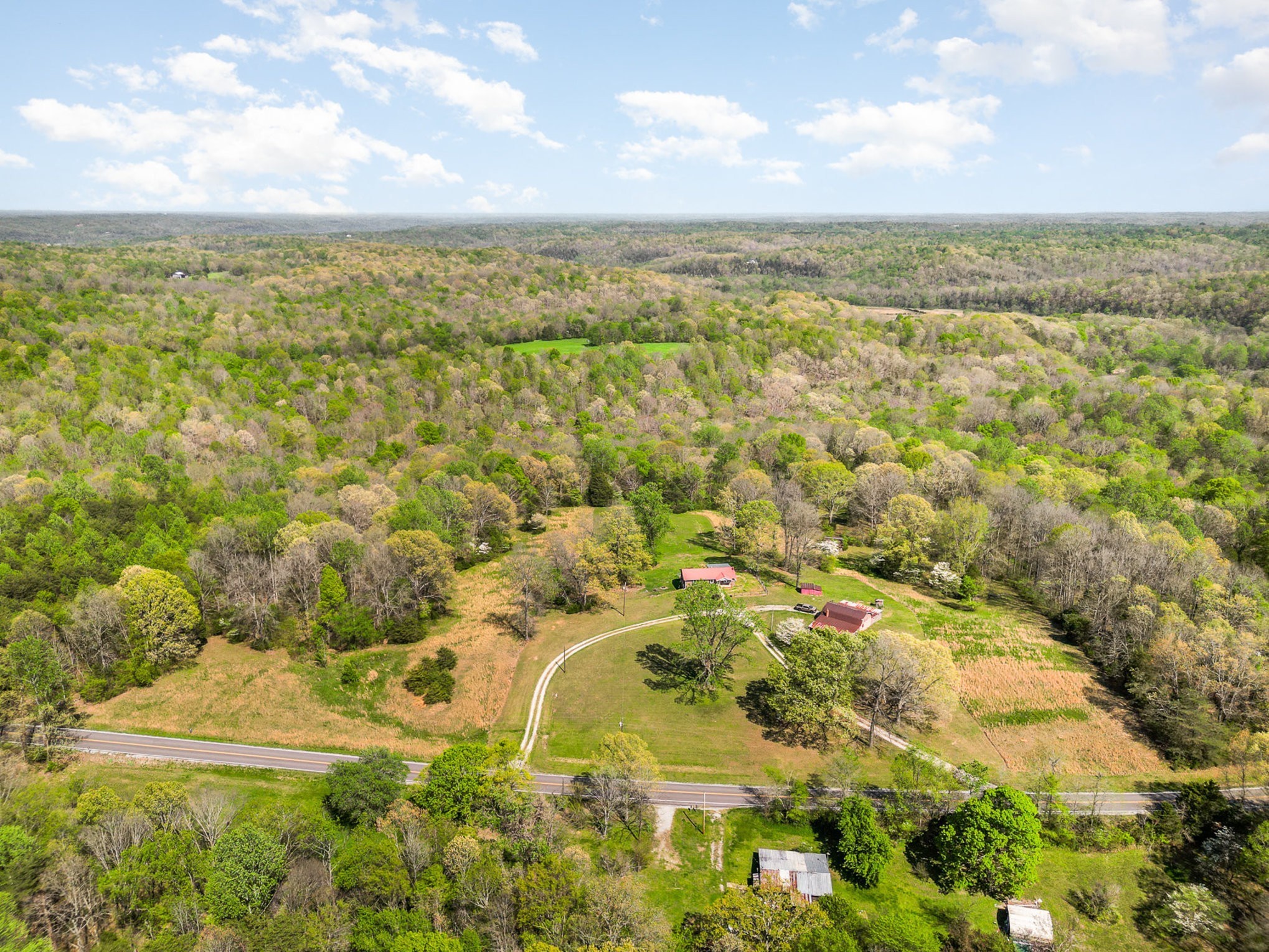 0 Bowker Road Charlotte, TN 37036 - Photo 4 of 10 a view of city and ocean