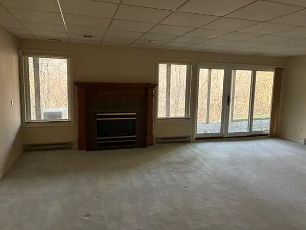 $3,800 | 1924 Boulder Drive, Ann Arbor, MI 48104