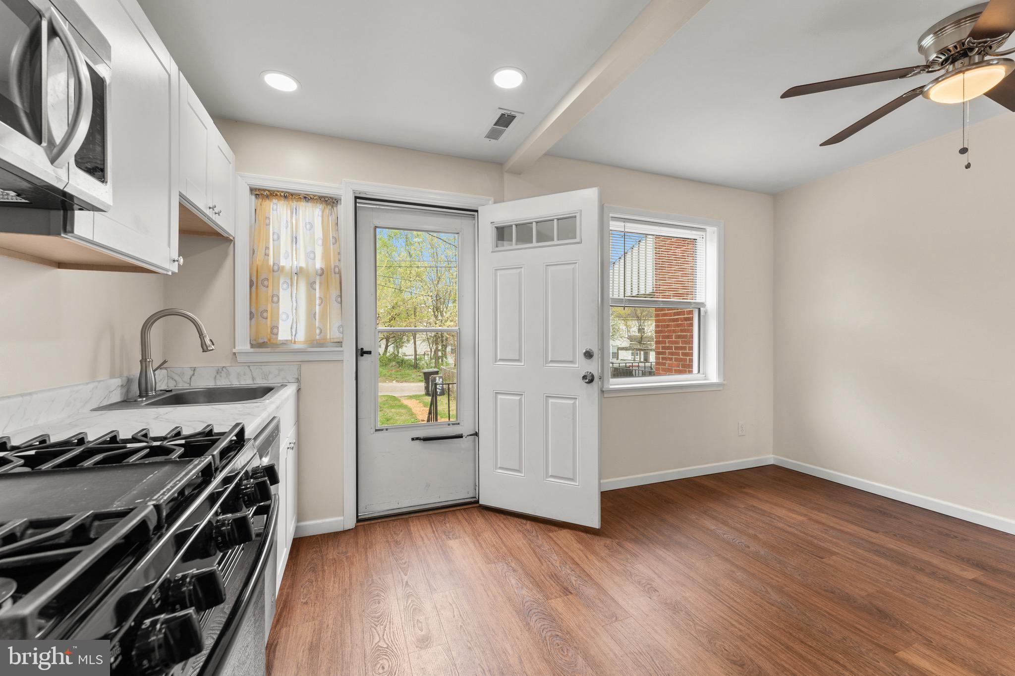 245 Orville Road Essex, MD 21221 - Photo 13 of 25