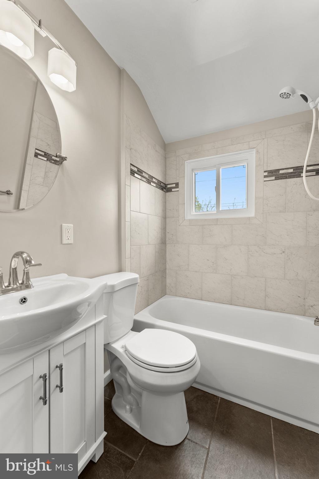245 Orville Road Essex, MD 21221 - Photo 19 of 25