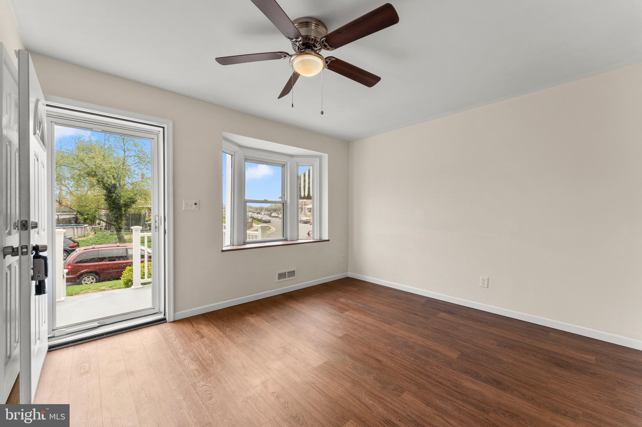 245 Orville Road Essex, MD 21221 - Photo 6 of 25