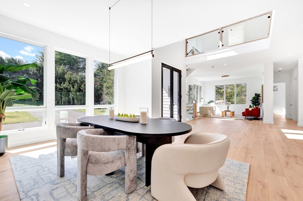 29 Barberry Road Lexington, MA 02421 - Photo 7 of 23