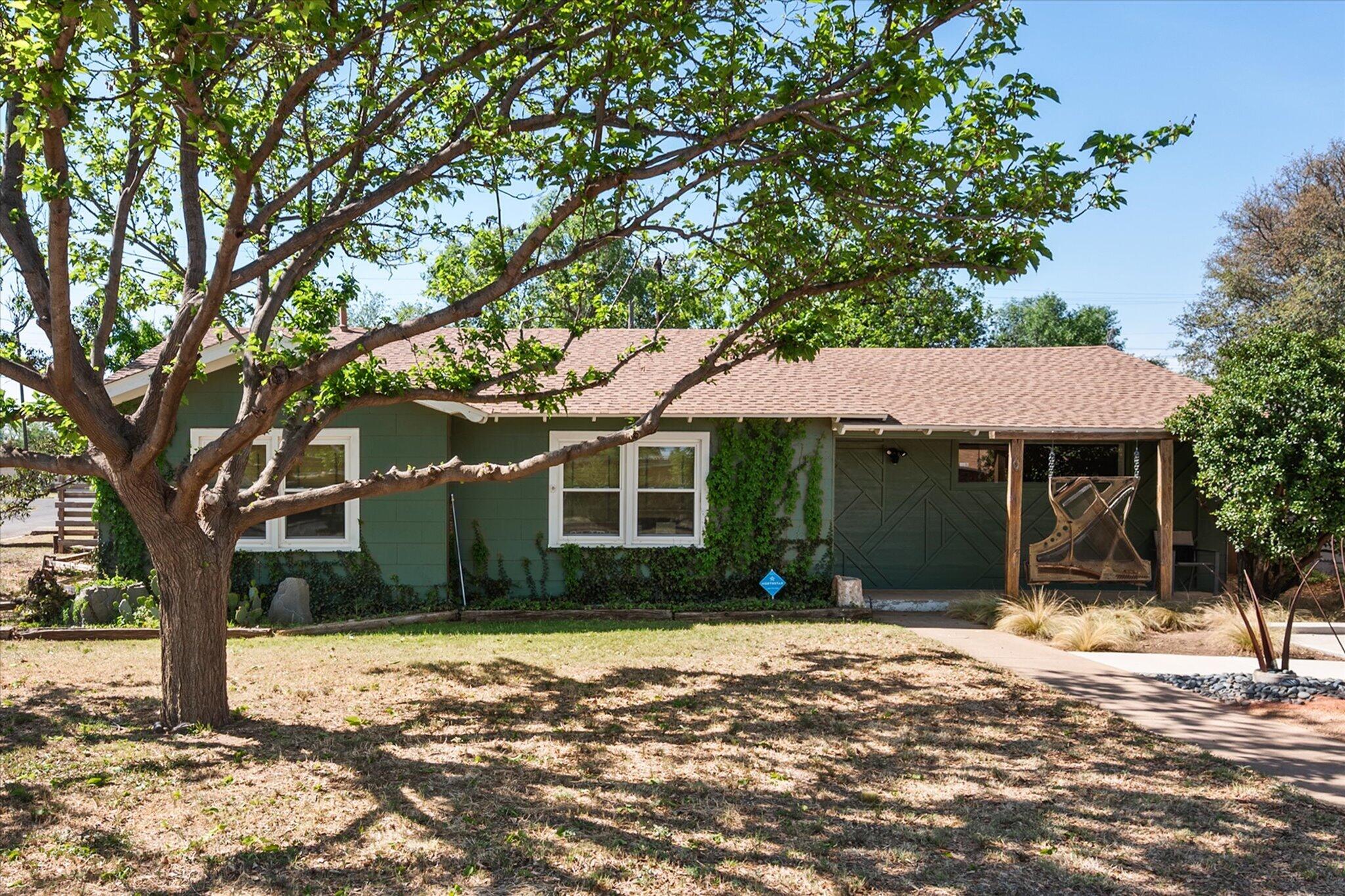 4301 41st Street Lubbock, TX 79413 - Photo 4 of 32 04-4301 41st 5312_crop