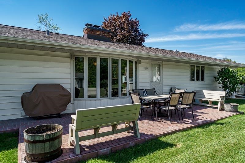 3996 Valerie Road Roscoe, IL 61073 - Photo 8 of 36 Gallery Image 8