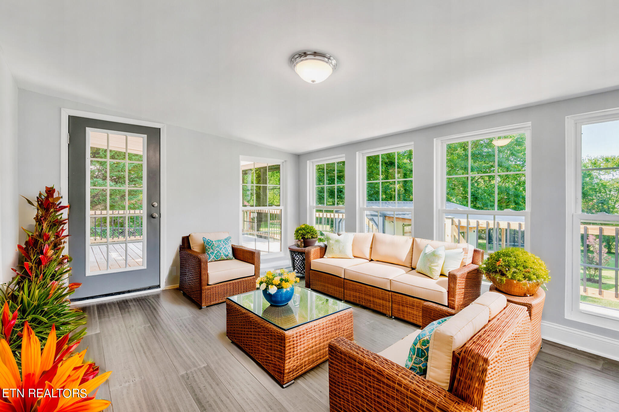 7917 Sharp Road Powell, TN 37849 - Photo 29 of 48 Virtual Staging AI - Sharp-3208 - August