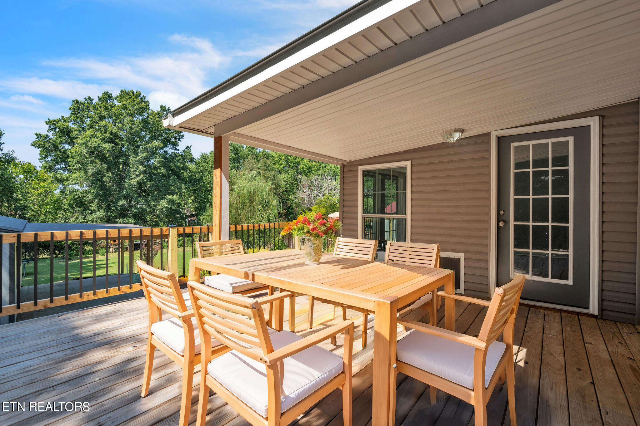 7917 Sharp Road Powell, TN 37849 - Photo 31 of 48 Virtual Staging AI - Sharp-3253 - August