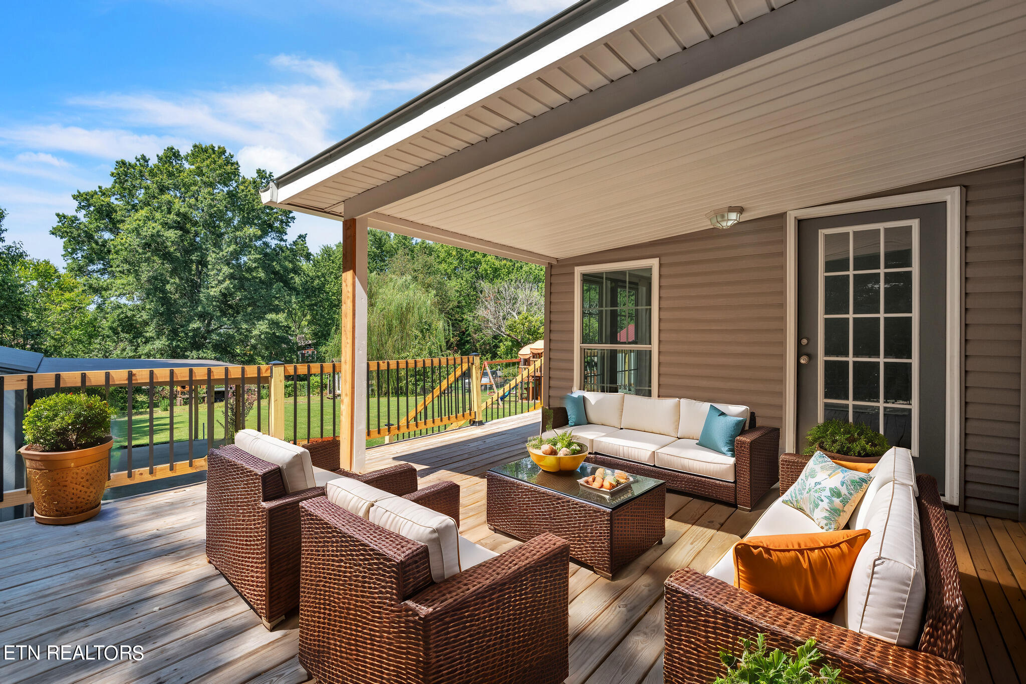 7917 Sharp Road Powell, TN 37849 - Photo 32 of 48 Virtual Staging AI - Sharp-3253 - August