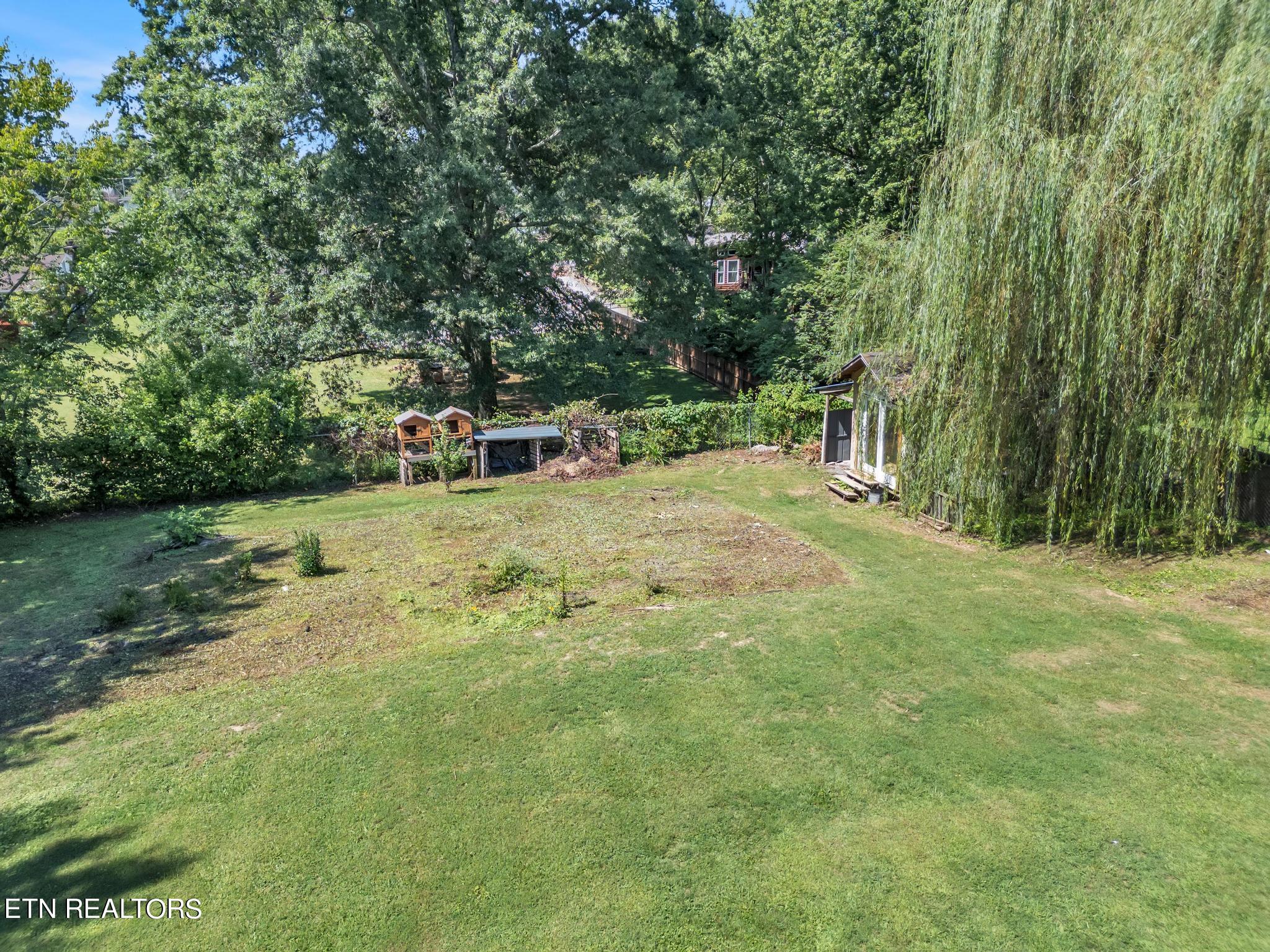 7917 Sharp Road Powell, TN 37849 - Photo 5 of 48 Sharp-0697