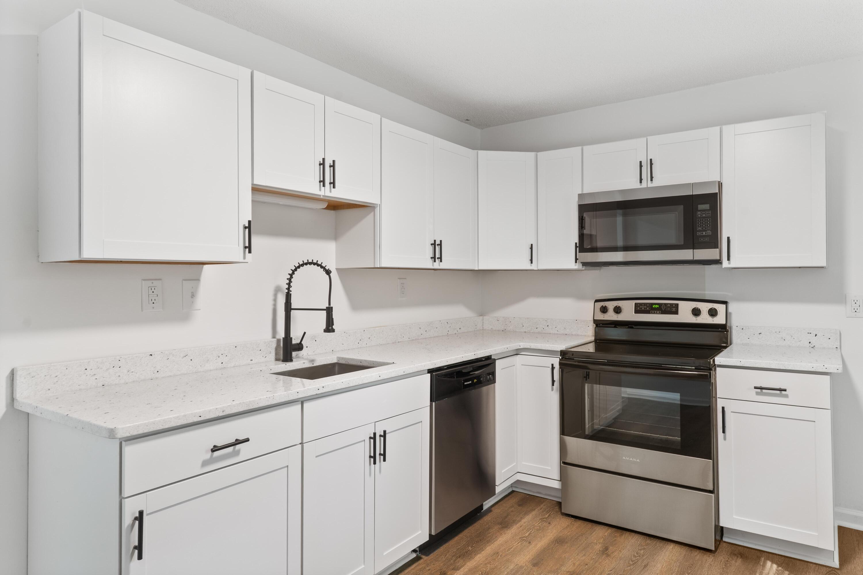 105 Progressive Lane Orangeburg, SC 29115 - Photo 5 of 18 DSC07171