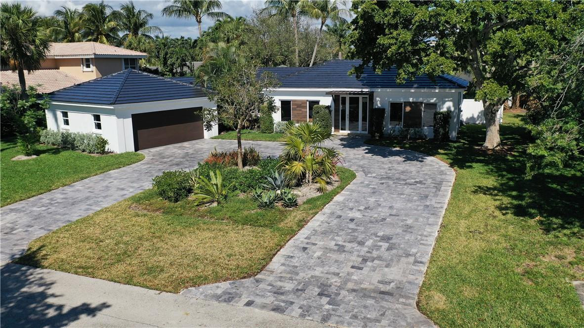 19 Minnetonka Road Sea Ranch Lakes, FL 33308 - Photo 1 of 57 Photo 1