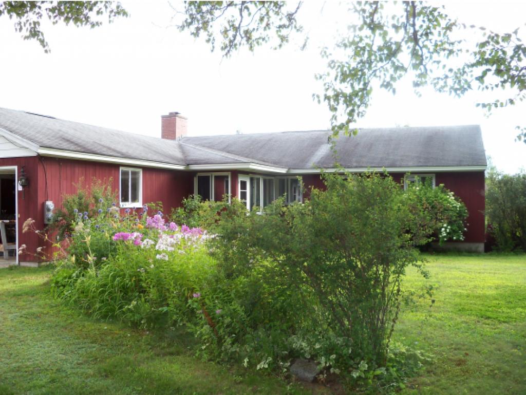 99 Cedric Road Jefferson, NH 03583 - Photo 4 of 27 Gallery Image 4