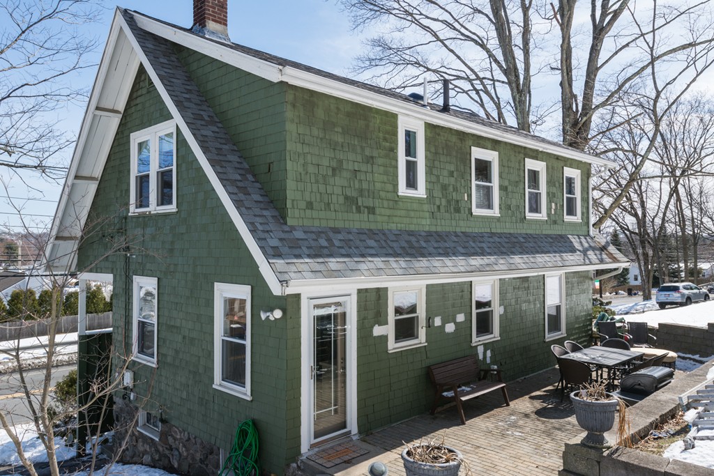 85 Cambridge Road Woburn, MA 01801 - Photo 3 of 21 Gallery Image 3