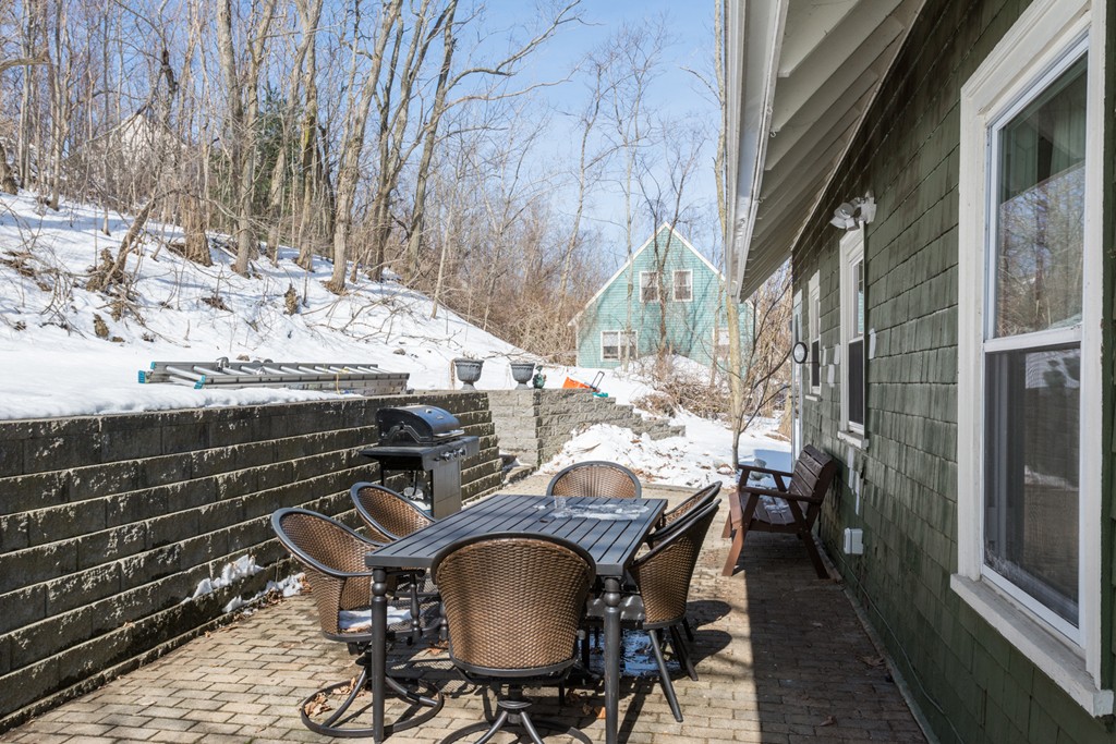 85 Cambridge Road Woburn, MA 01801 - Photo 6 of 21 Gallery Image 6