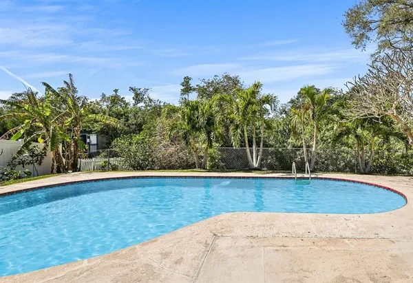 $469,000 | 5730 16th Lane Northeast, St. Petersburg, FL 33703