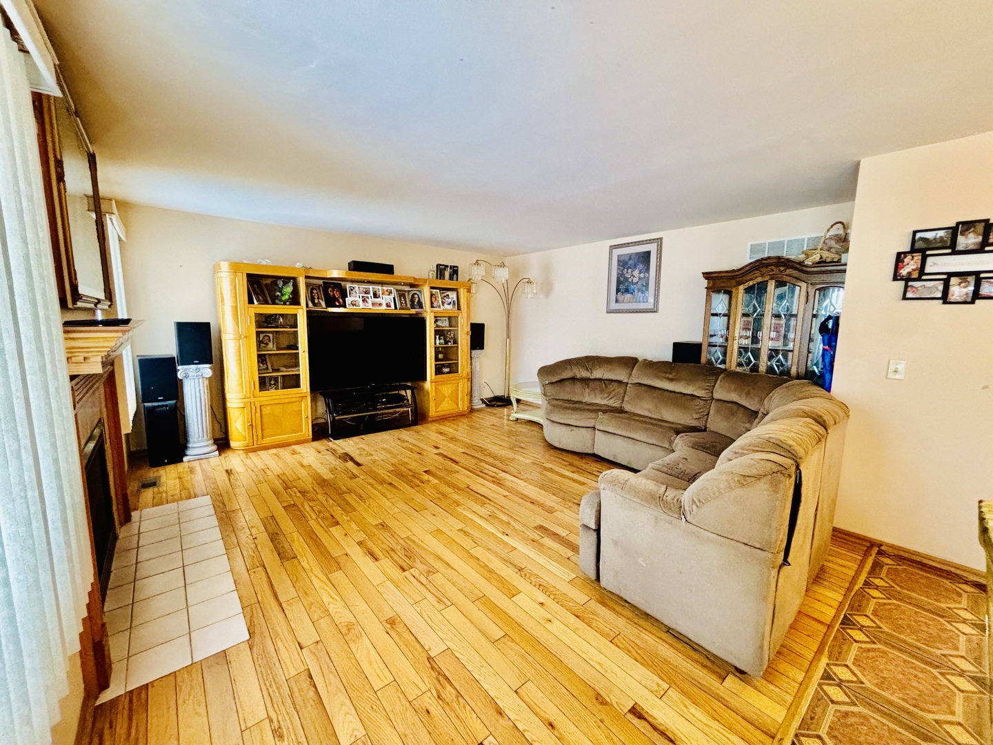 1631 Madison Ridge Court Plainfield, IL 60586 - Photo 8 of 36 Gallery Image 8
