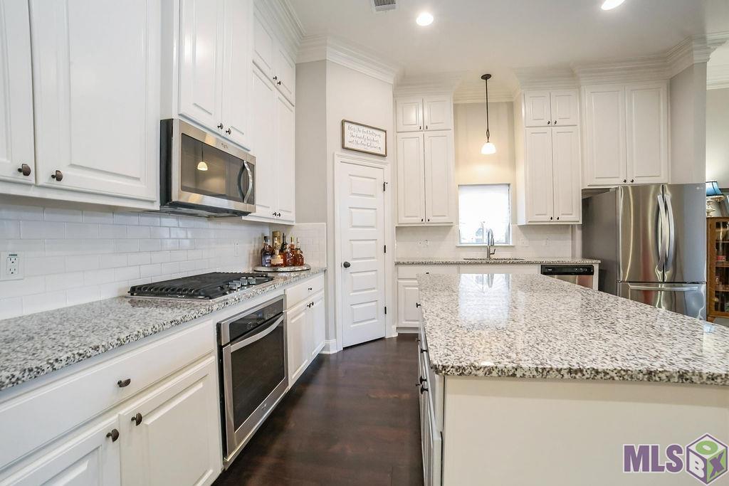 2934 Cresthaven Avenue Baton Rouge, LA 70810 - Photo 6 of 16