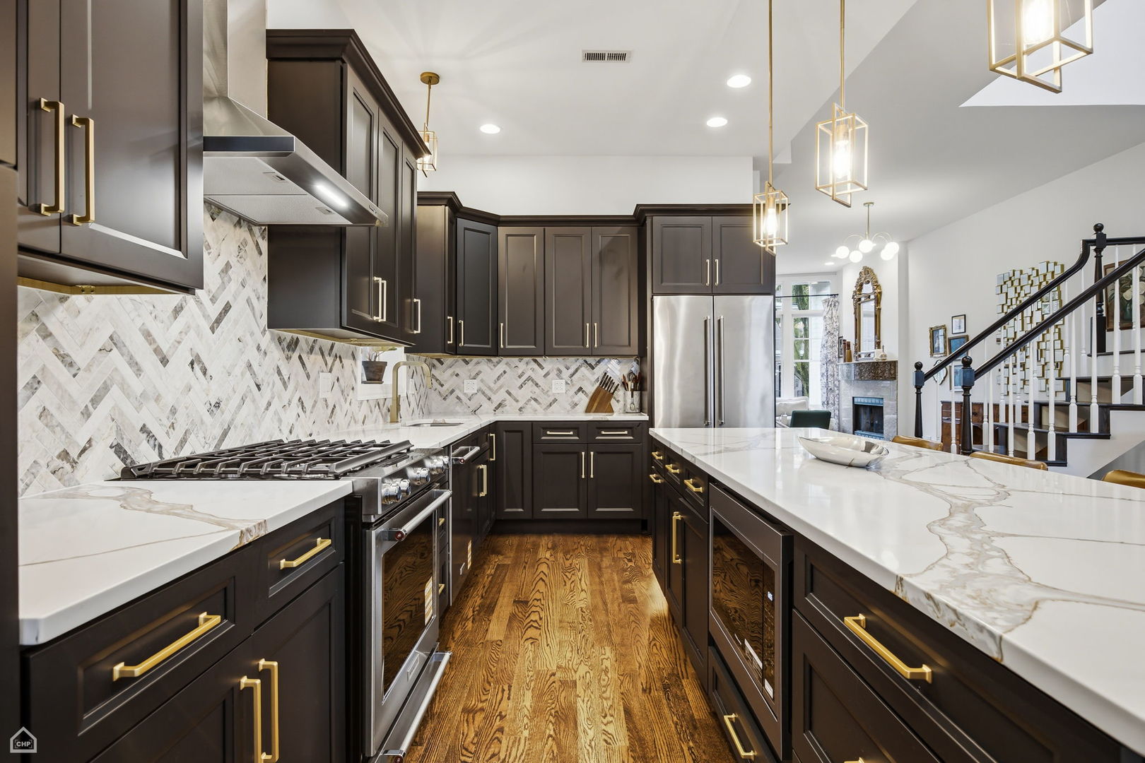 1310 West Roscoe Street Chicago, IL 60657 - Photo 15 of 48