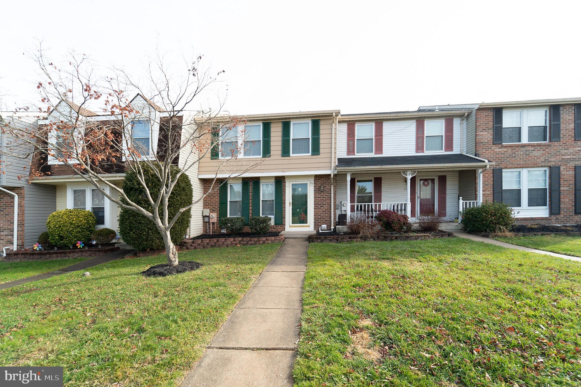 25 Hyacinth Road Baltimore, MD 21234 - Photo 2 of 12