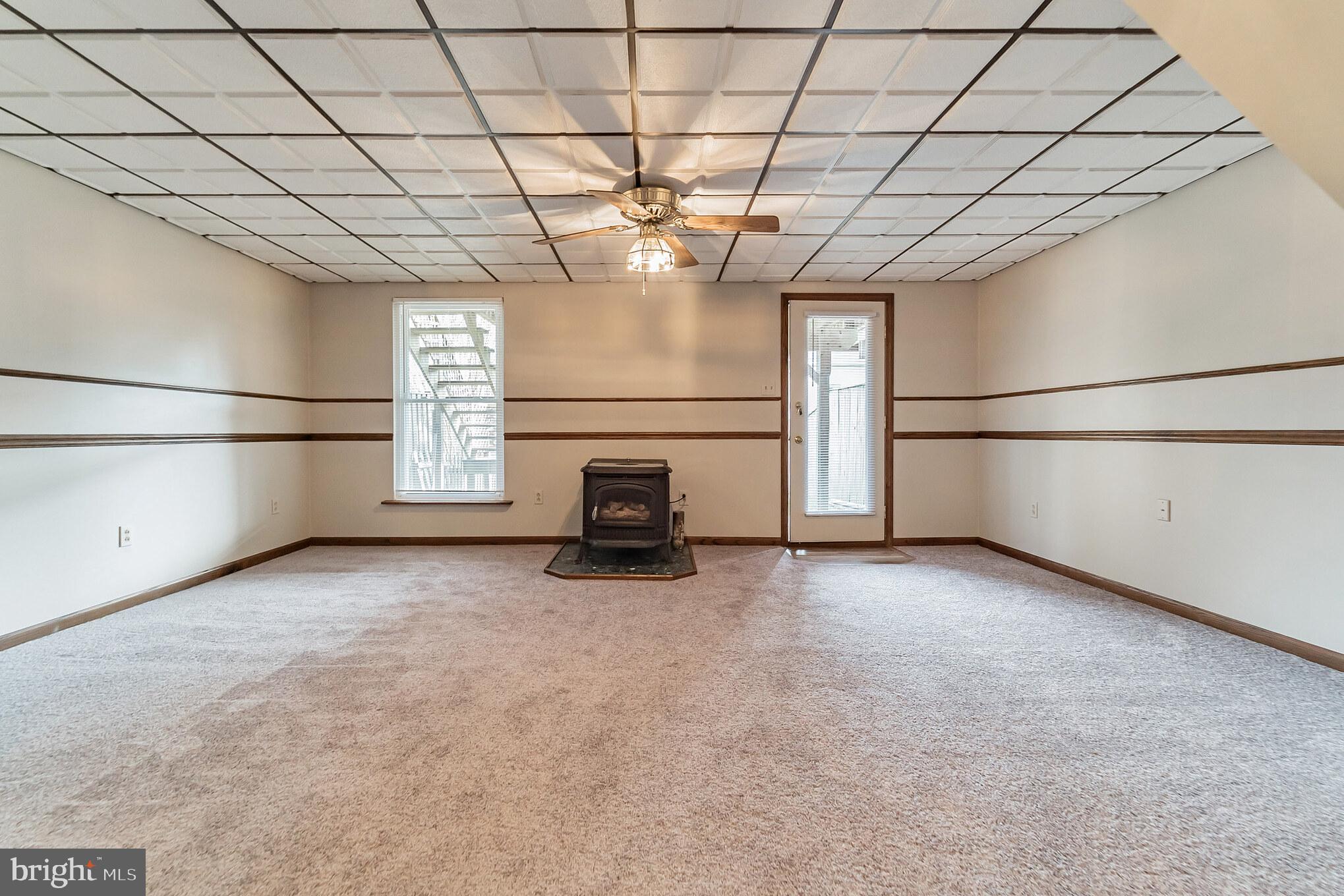 25 Hyacinth Road Baltimore, MD 21234 - Photo 3 of 12