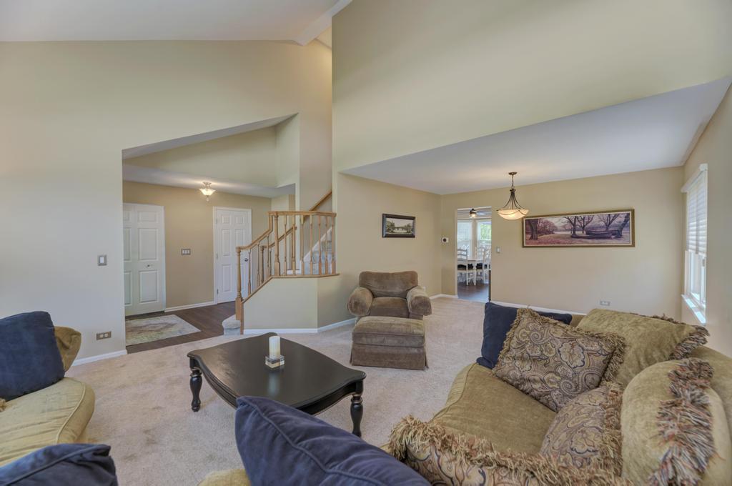 1216 Churchill Road Bartlett, IL 60103 - Photo 9 of 56