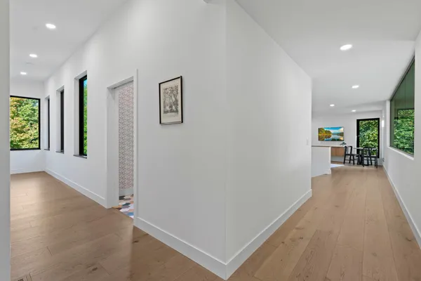 $2,500,000 | 746 Peninsula Point Road, Shakopee, MN 55379