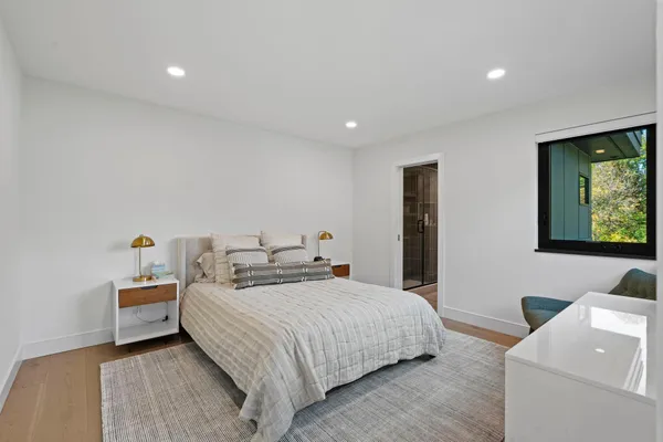 $2,500,000 | 746 Peninsula Point Road, Shakopee, MN 55379