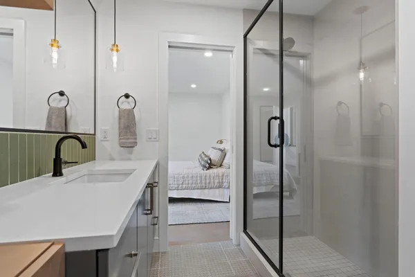 $2,500,000 | 746 Peninsula Point Road, Shakopee, MN 55379