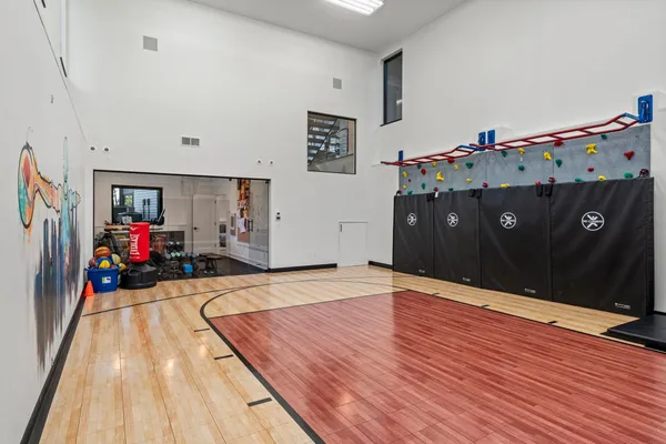 $2,500,000 | 746 Peninsula Point Road, Shakopee, MN 55379